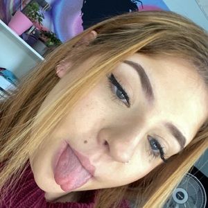 Meet your Posher, Ariana